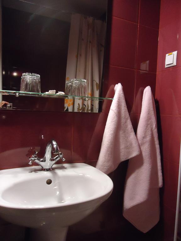 Sverdlovsk Hotel Dnipro Habitación foto